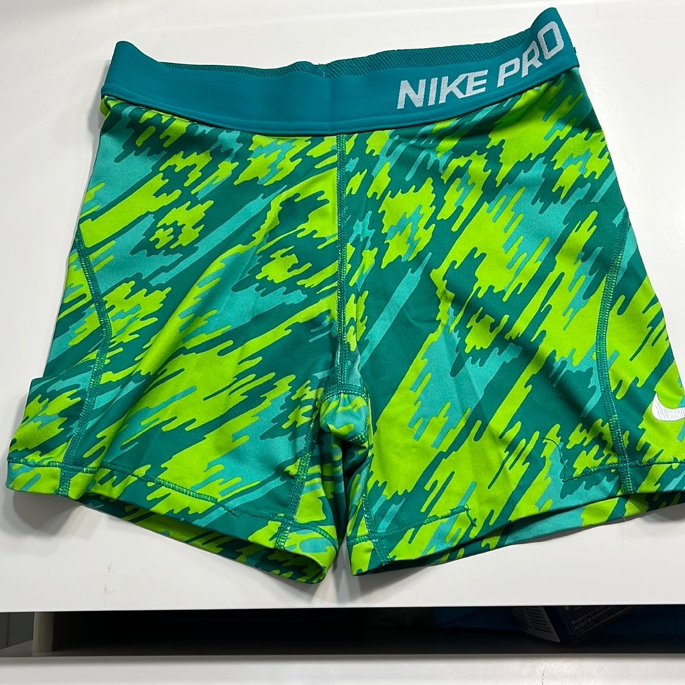 Nike spandex